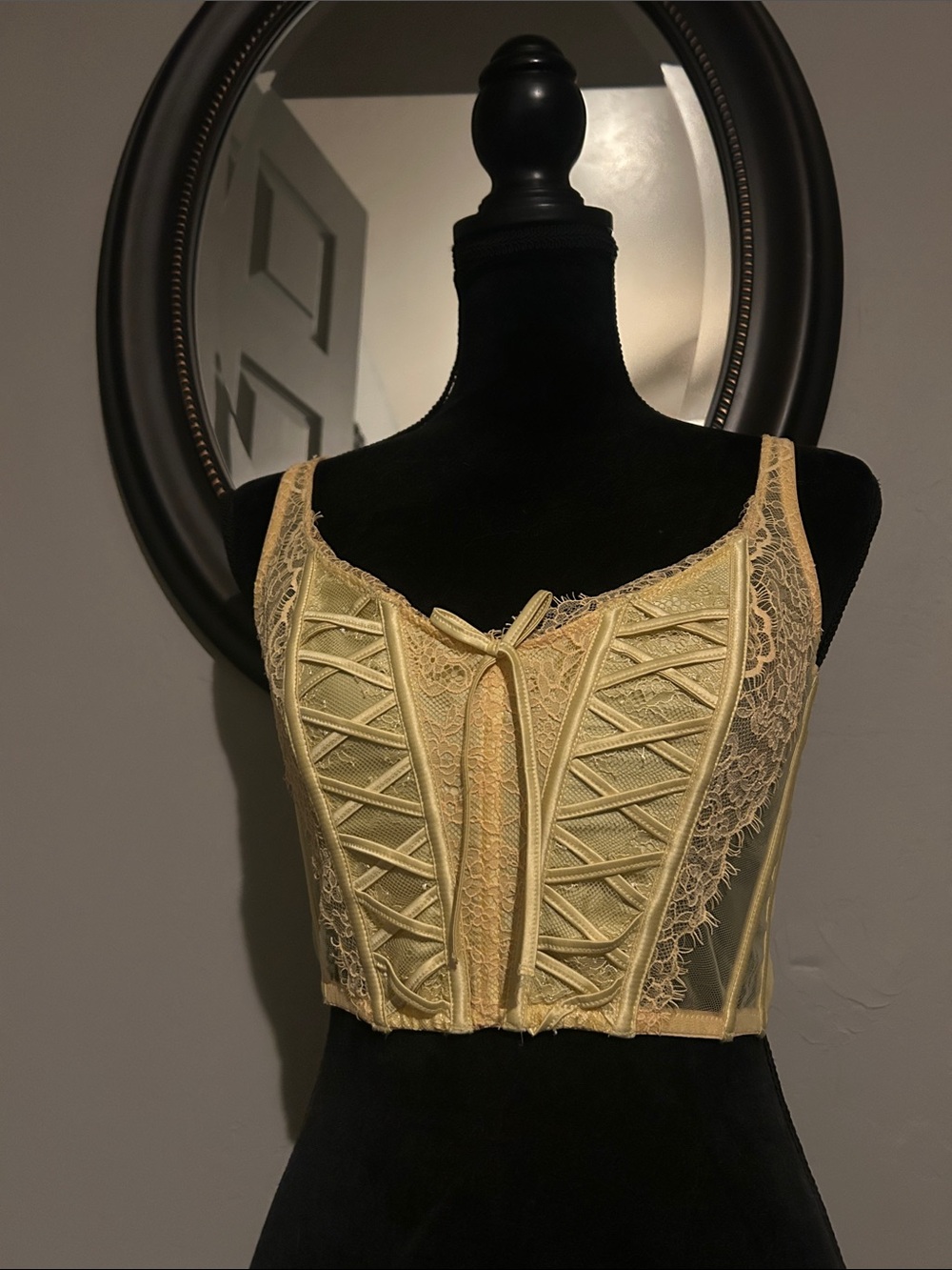 VICTORIA'S SECRET DREAM ANGELS CORSET Cami Yellow Criss Cross BOW LACE large